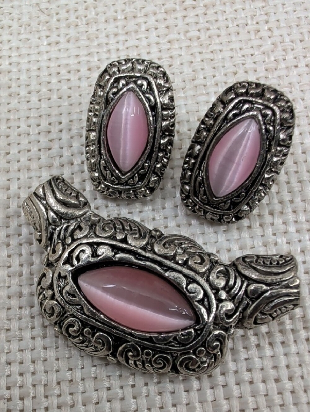 Vintage Silver Tone Pink Cat's Eye Pendant & Earring Set Demi Parure